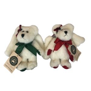 Boyds Bears lot of 2 ornaments: Charity Angelbeary & Faith Angelbeary